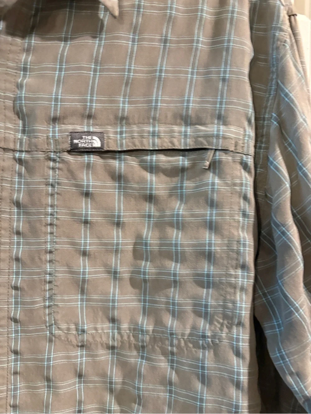 The North Face Plaid Button Down Shirt Men’s Medium Green Blue Outdoor Hiking